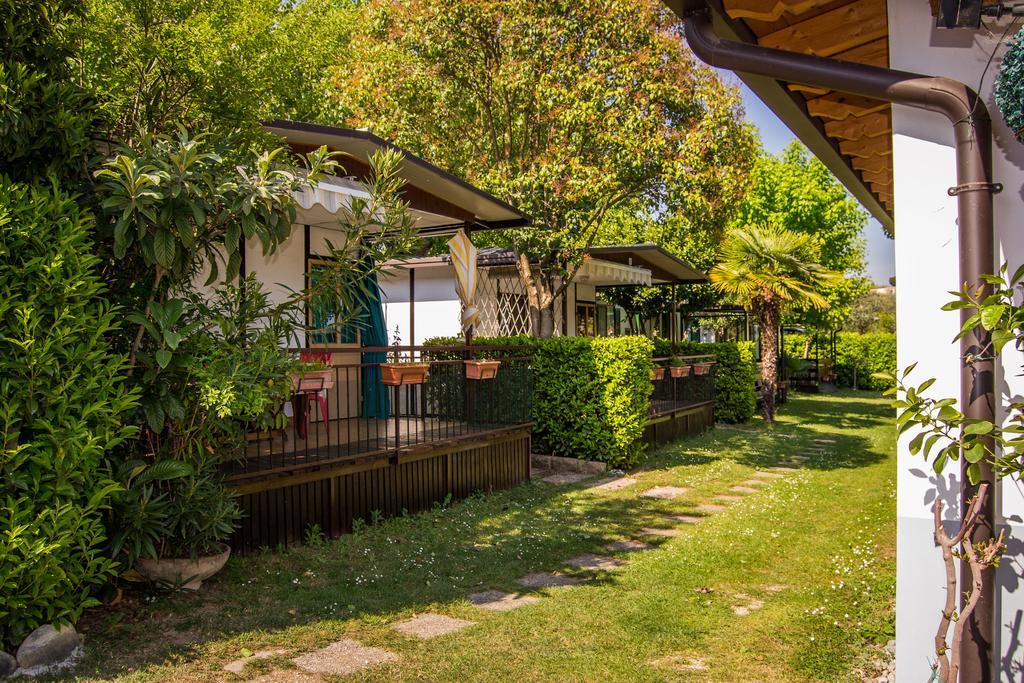 Campeggio Bruno Hotel Moniga del Garda Exterior foto